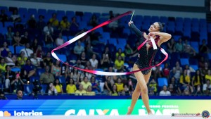 q raffaeli sofia ita sfe07599 copia simone ferraro ph